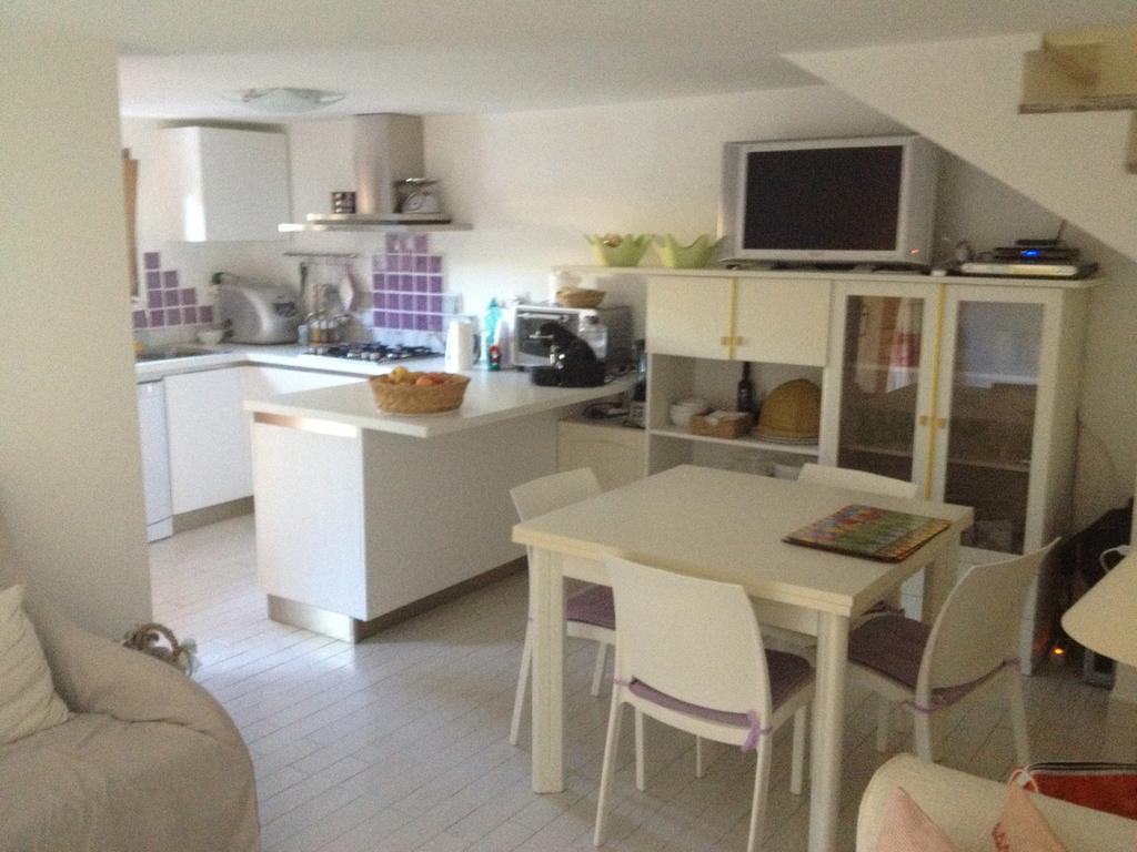 Luxury Apartment Sardegna Portisco Rum bild